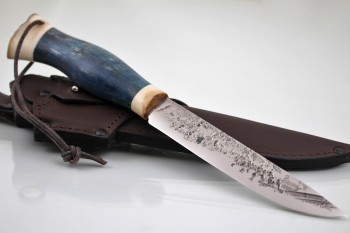 Нож "Лиса" клинок 9хс . Рукоять карельская береза, рог.